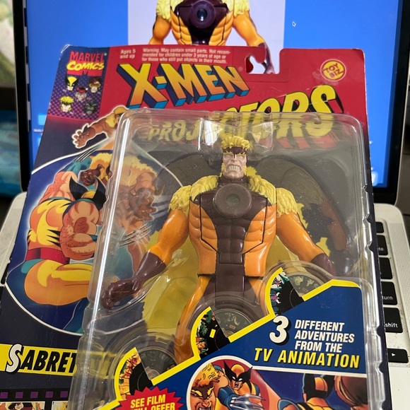 Figurine X-MEN WOLVERINE PROJECTORS 7 – MARVEL ANIMATED 1994 – TOYBIZ – NEUF Sous Scellé